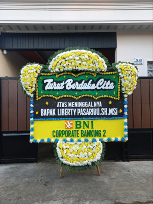 Papan Bunga Duka di Pasigaran