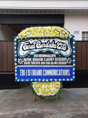 Papan Bunga Duka di Pasigaran